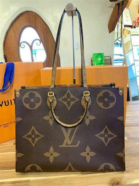 on the go pm louis vuitton price|lv large monogram tote.